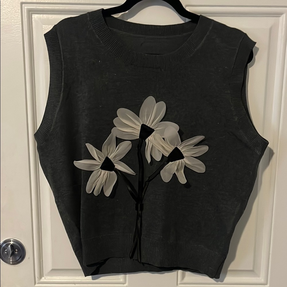 Floral Embellished Sleeveless Top - Black and White